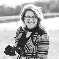 Emily Vick Photo 1