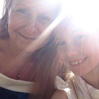 Michelle Selby Photo 7