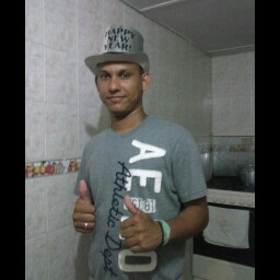 Roberto Sarmiento Photo 13