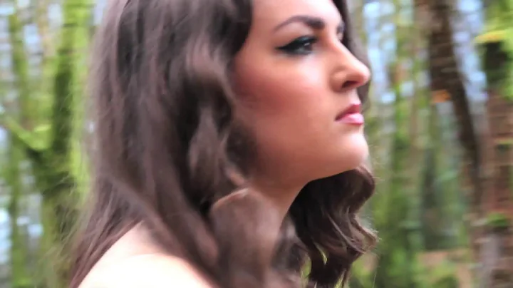 Claire Mulholland Photo 23