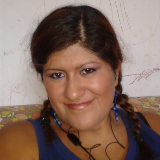 Helen Castillo Photo 12