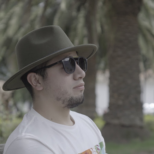 Oscar Roman Photo 11