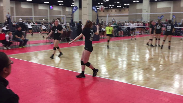 Camille Gonzalez Photo 30