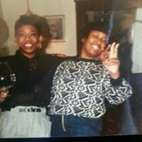 Clara Hinton Photo 1