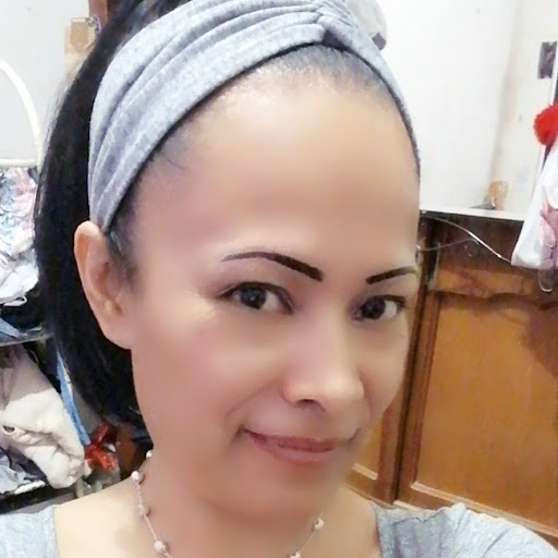 Aurora Reyes Photo 9