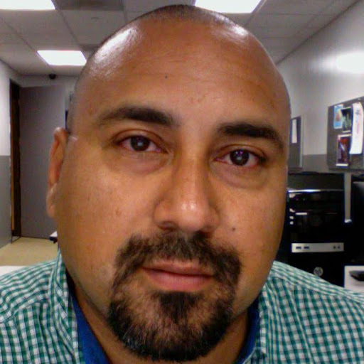 Omar Angulo Photo 15