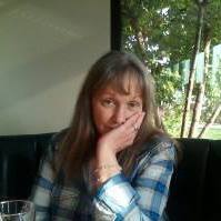 Tamara Phillips Photo 4