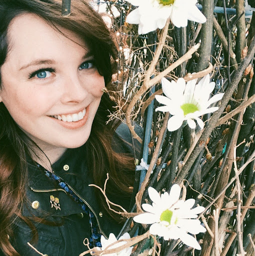 Ashley Hayward Photo 9