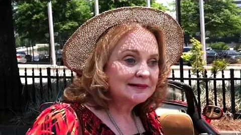 Debra Mueller Photo 27
