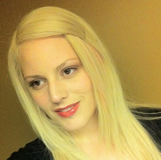 Jamie Abbott Photo 13