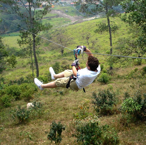 Arturo Caceres Photo 11