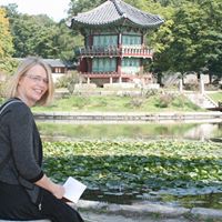 Julie Barlow Photo 2