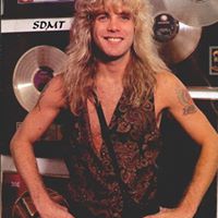 Steven Adler Photo 10