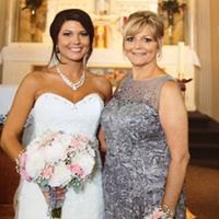 Lori Hess Photo 8