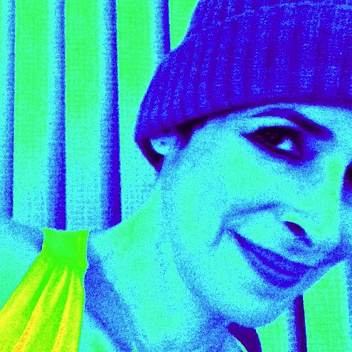 Amy Stone Photo 8