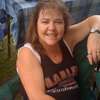 Julie Howard Photo 3