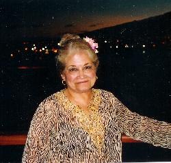 Sylvia Lopez Photo 19