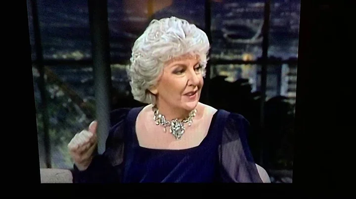Maureen Stapleton Photo 27