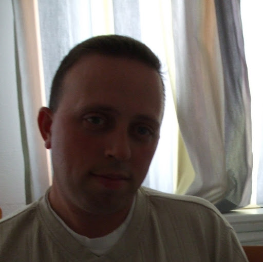 Roy Darnell Photo 9