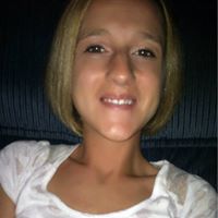 Emma Peck Photo 8