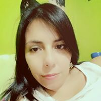Luz Caceres Photo 7
