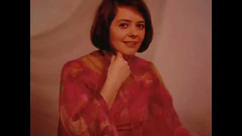 Shirley Martell Photo 13