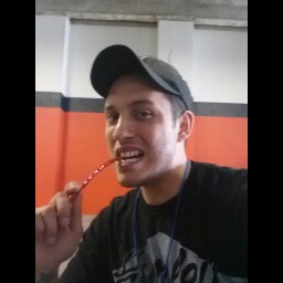 Ruben Vela Photo 14