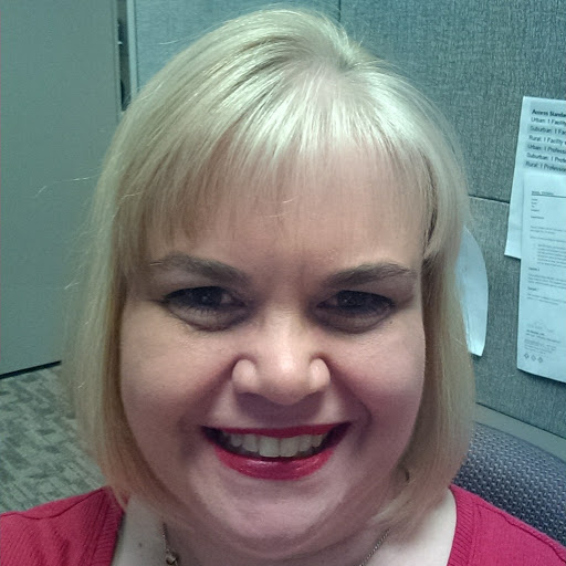 Christina Webb Photo 14