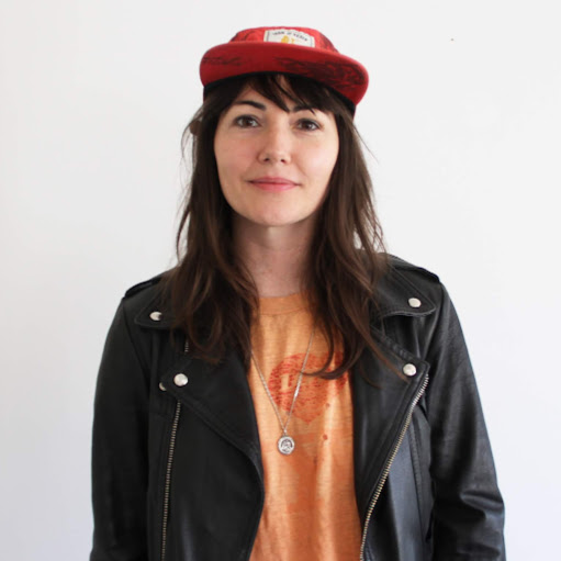 Sarah King Photo 20