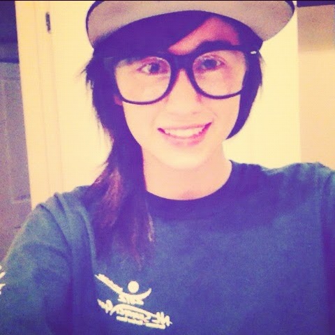 Samantha Kendall Photo 13