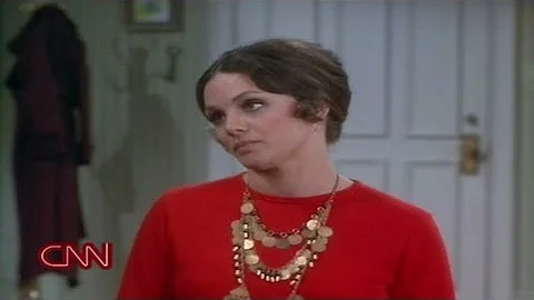 Valerie Harper Photo 36