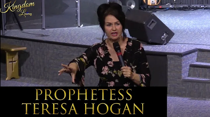 Theresa Hogan Photo 37