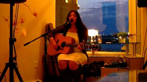 Beth Marks Photo 35