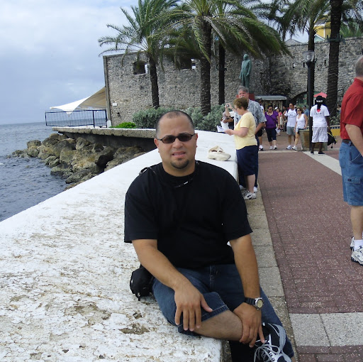 Eddie Figueroa Photo 14