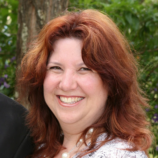 Sandi Moore Photo 10