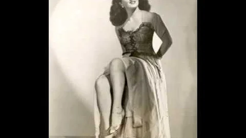 Diane Courtney Photo 29