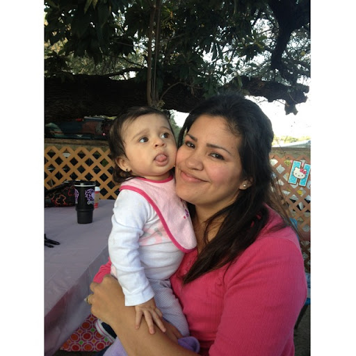 Valerie Tovar Photo 13