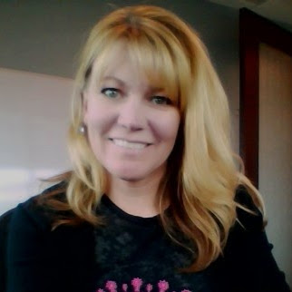 Mindy Stone Photo 13
