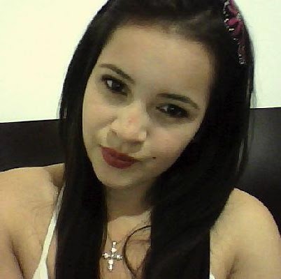 Angela Pedroza Photo 9