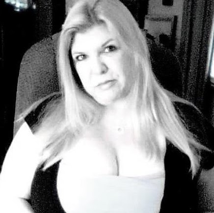 Debby Chapman Photo 9