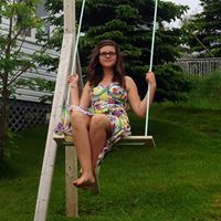 Lydia Hardy Photo 4