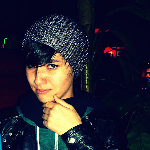 Christine Gee Photo 11