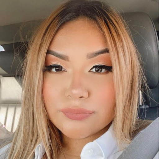 Natalie Gomez Photo 16