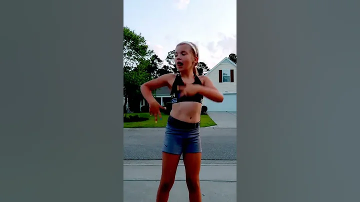 April Harmon Photo 31