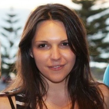 Tessa Hall Photo 15