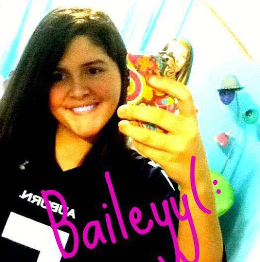 Bailey Robinson Photo 13