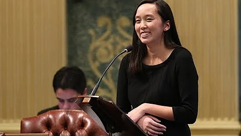 Stephanie Chang Photo 36