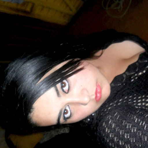 Sandra Orellana Photo 15