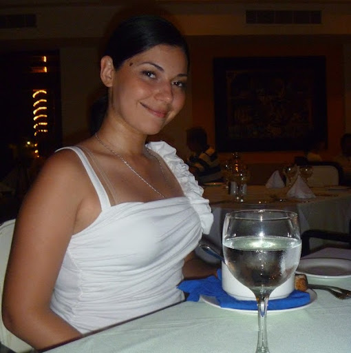 Leyla Gomez Photo 11