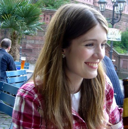 Laura Schlicht Photo 3